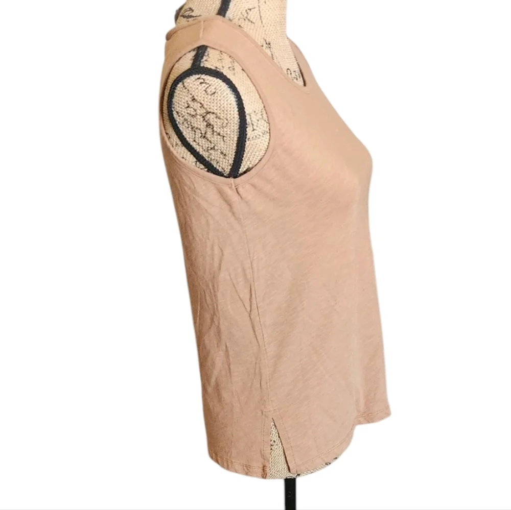 Women's Tan Sleeveless Top - Picture 3 of 5